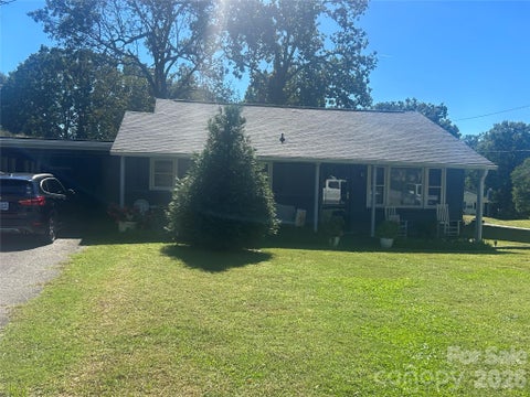 Photo of 657 12th Avenue, Gastonia, NC 28054 (MLS # 4433845)