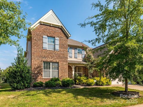 Photo of 18310 Studman Branch Avenue, Charlotte, NC 28278 (MLS # 4299258)
