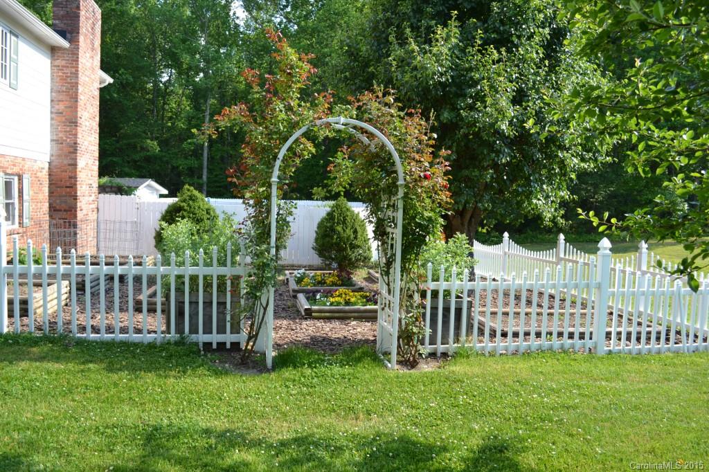 Mosstree - Residential