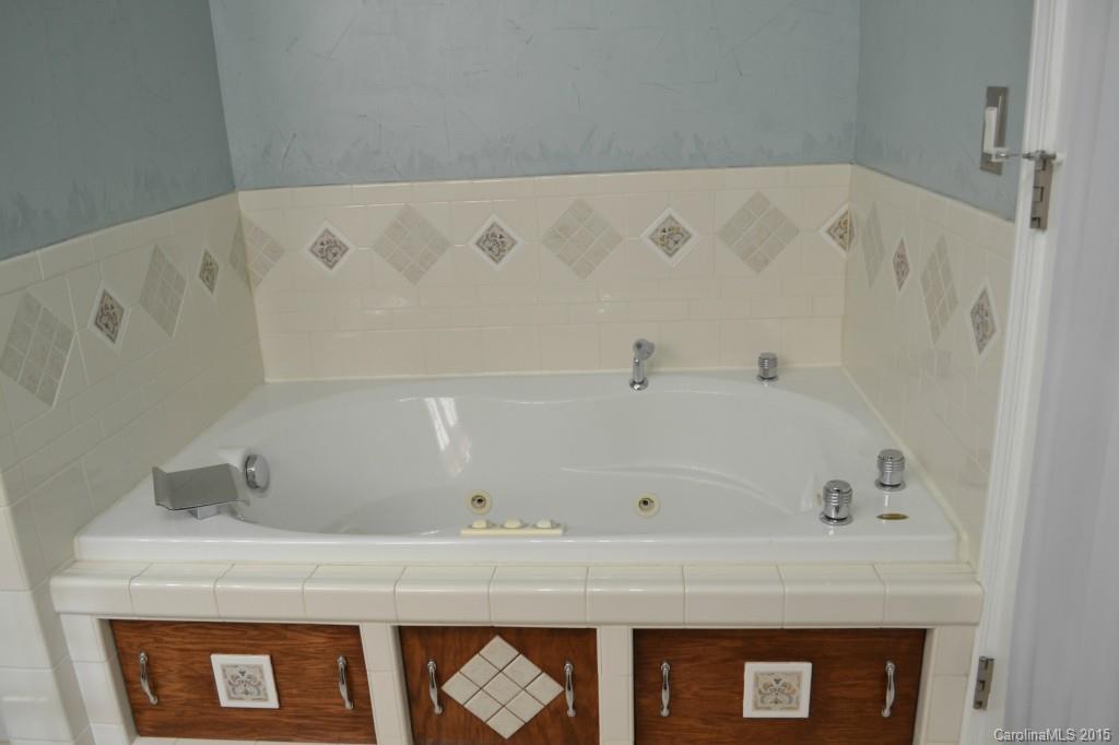 Mosstree - Residential