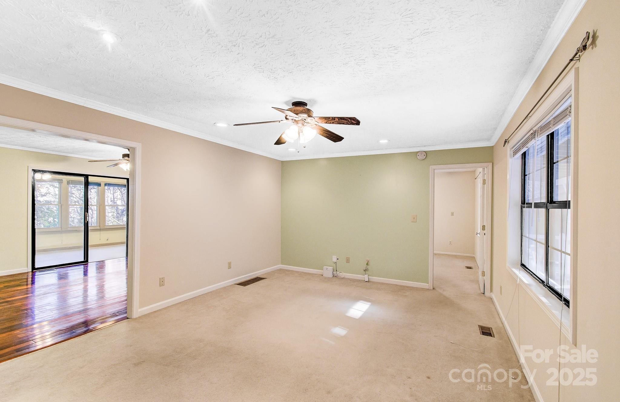 3 Shadywood Circle