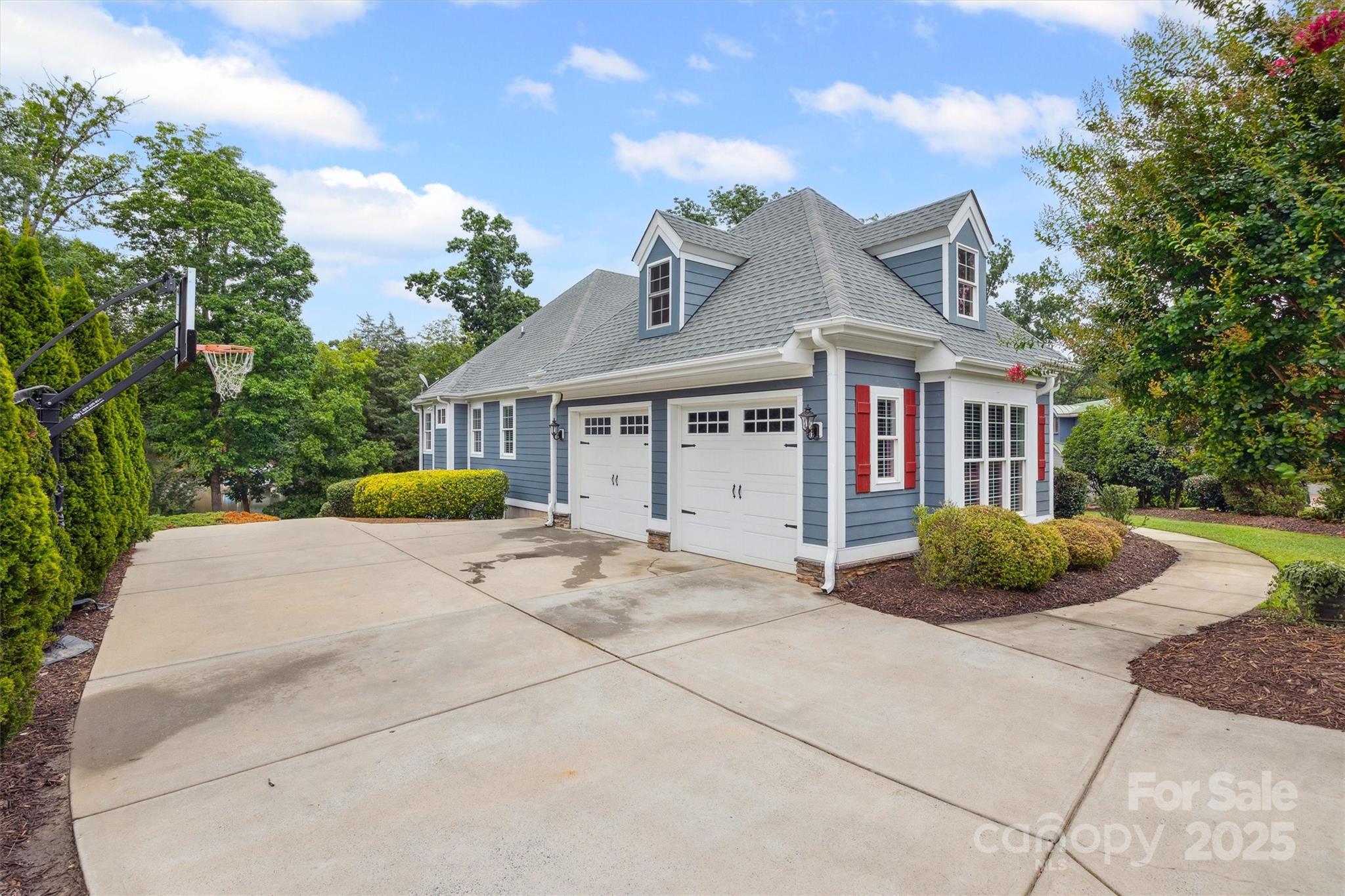 The Retreat At Sunset Ridge - Residential