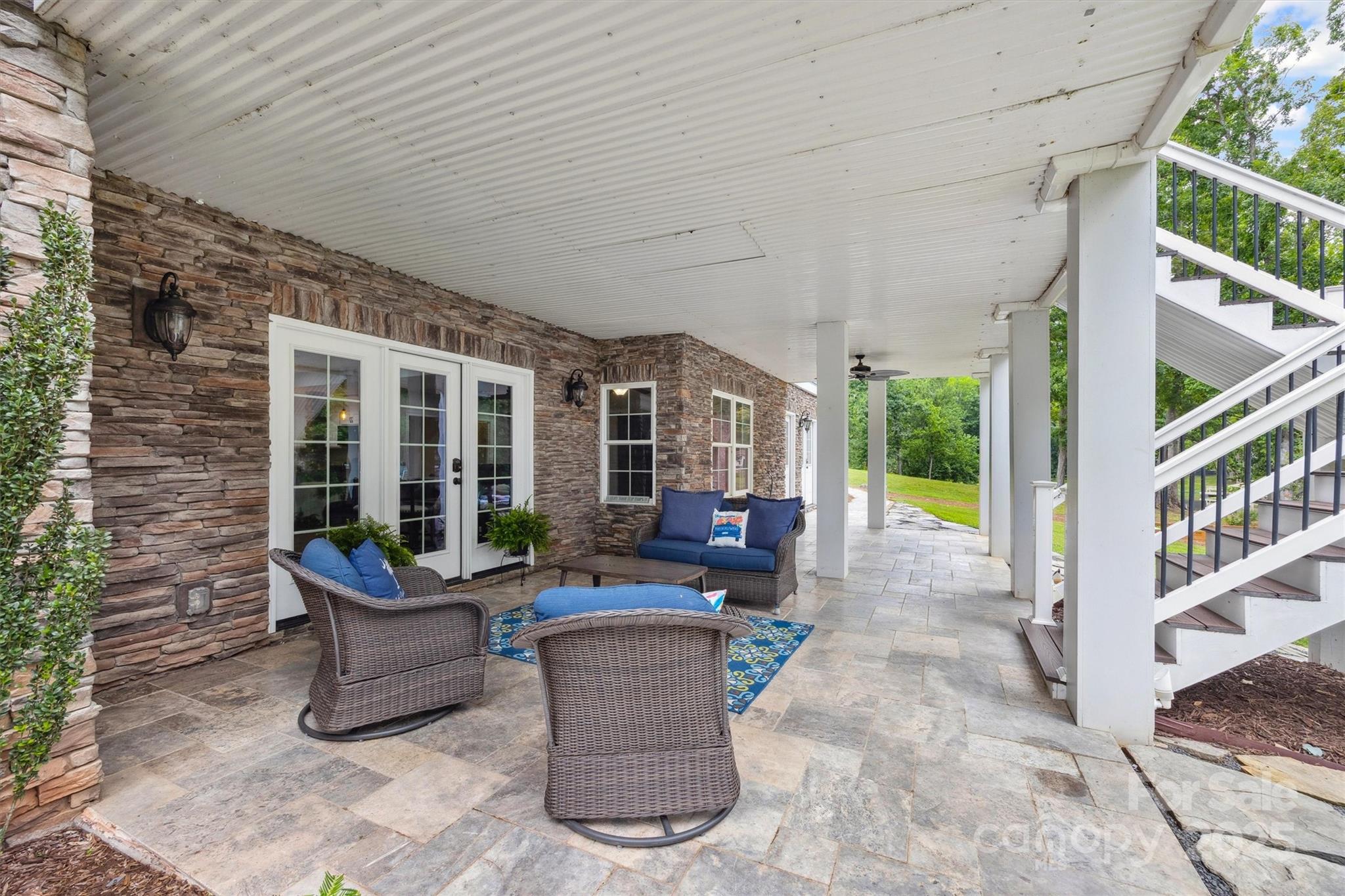 The Retreat At Sunset Ridge - Residential