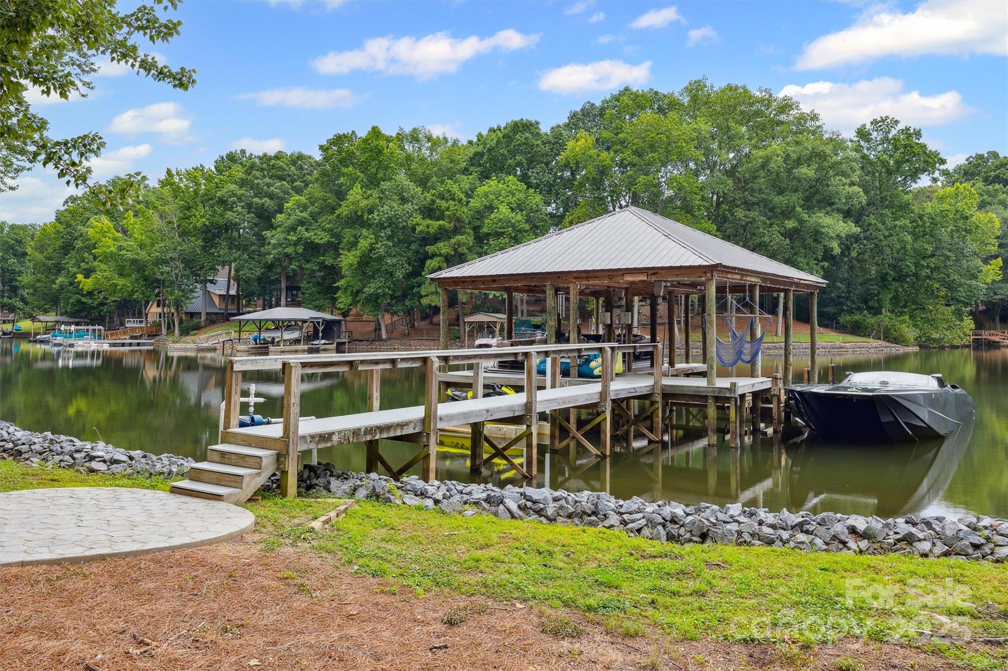 The Retreat At Sunset Ridge - Residential