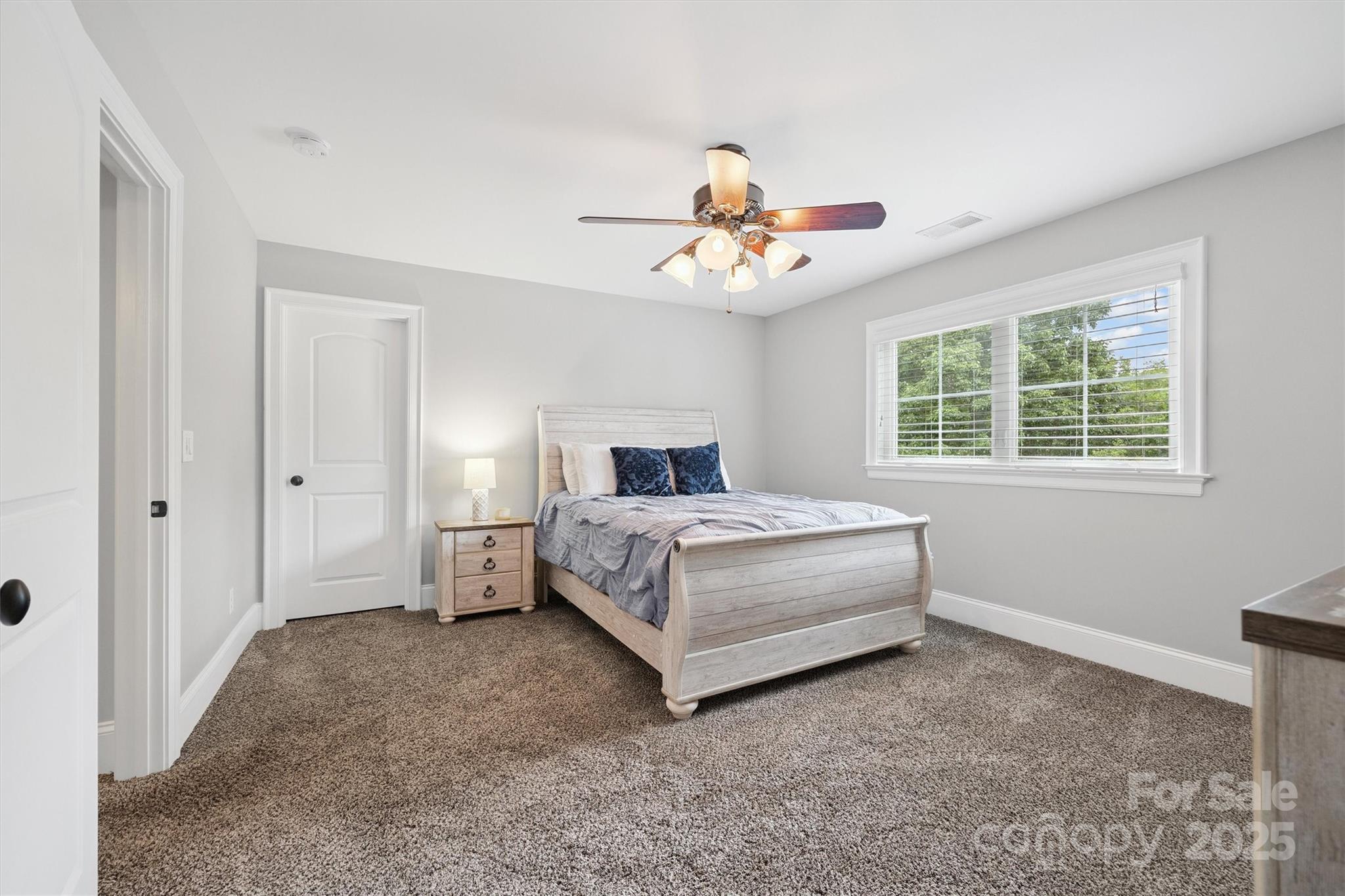 The Retreat At Sunset Ridge - Residential