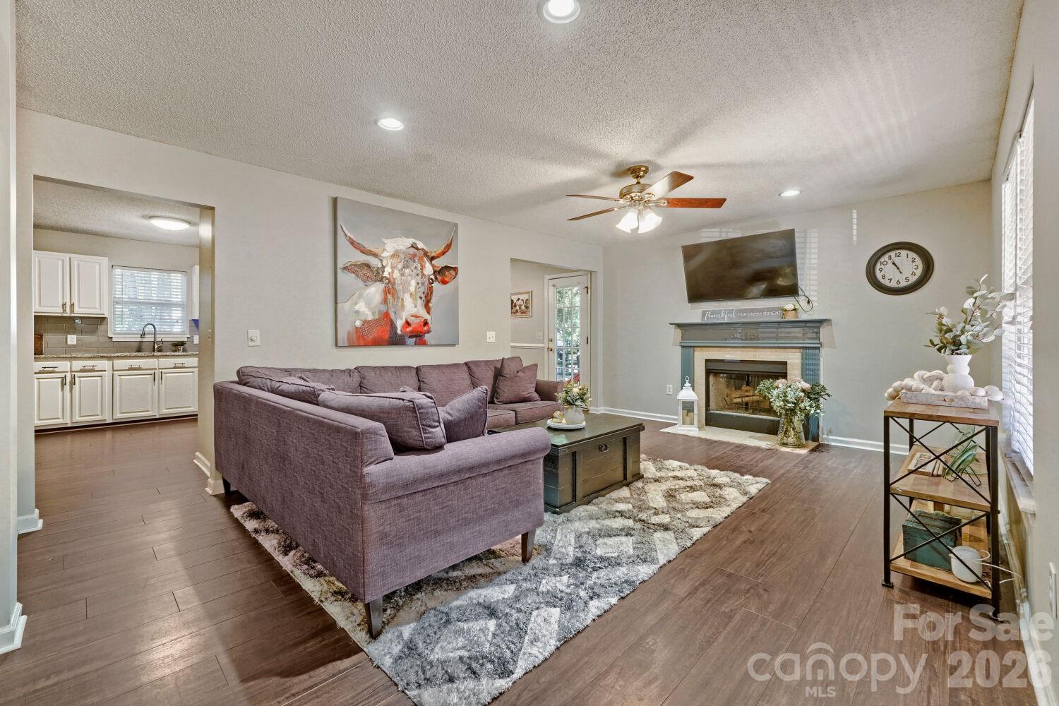 7742 Red Robin Trail