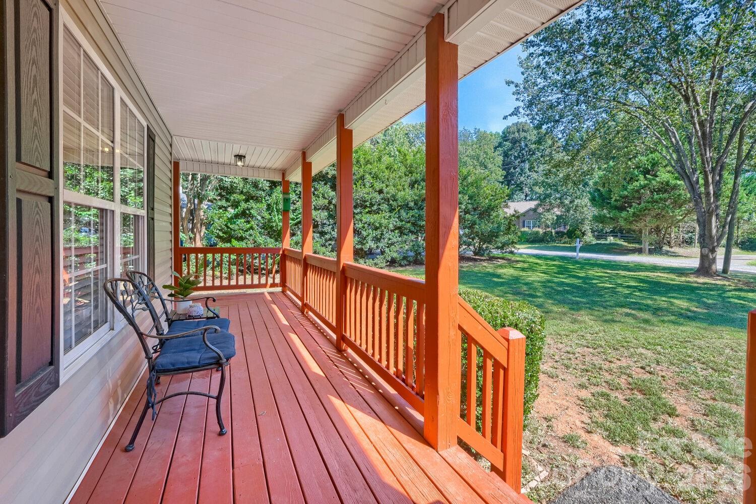 7742 Red Robin Trail