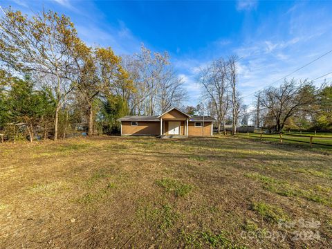 A home in Hendersonville