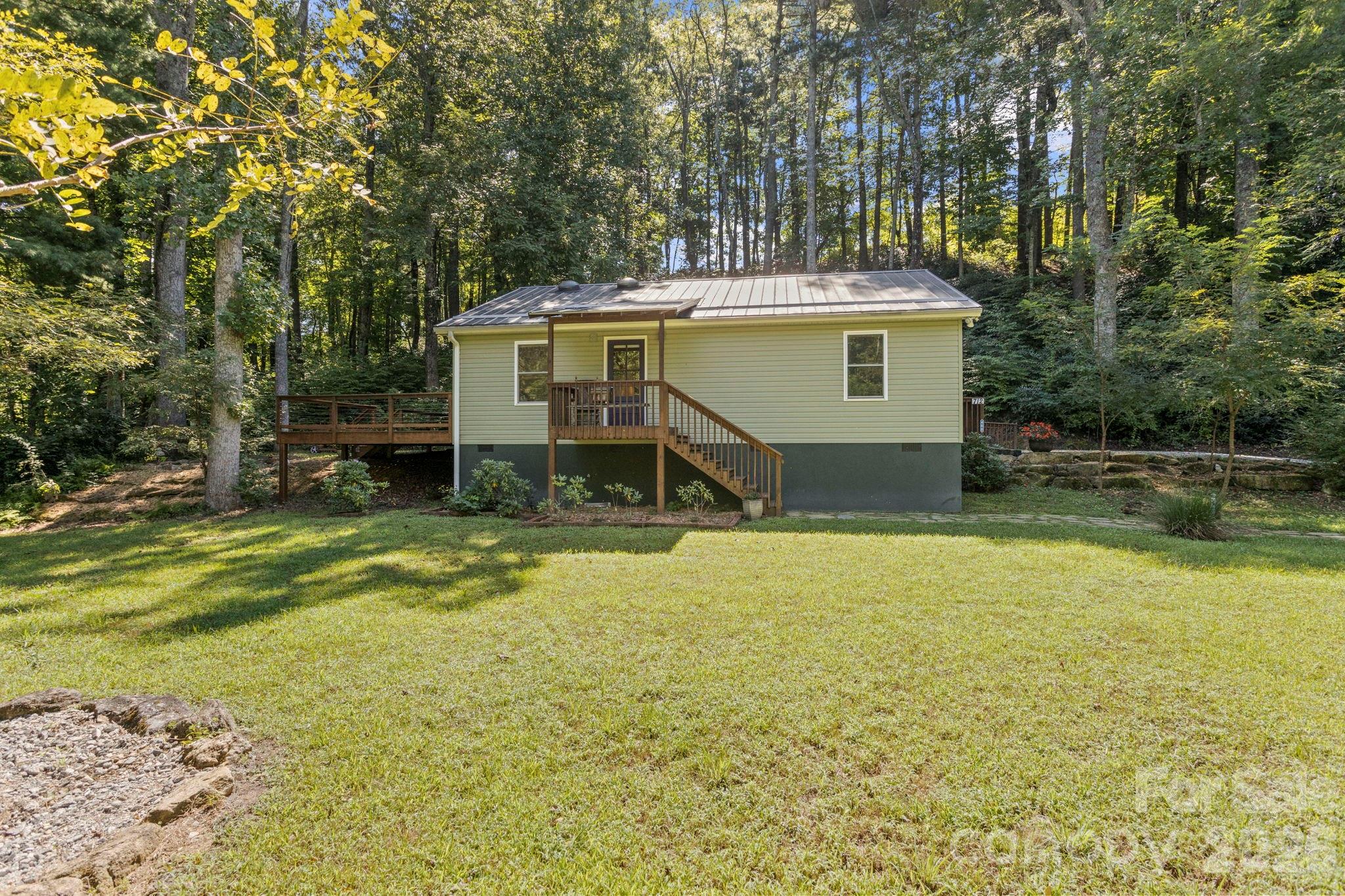 400 Laurel Drive