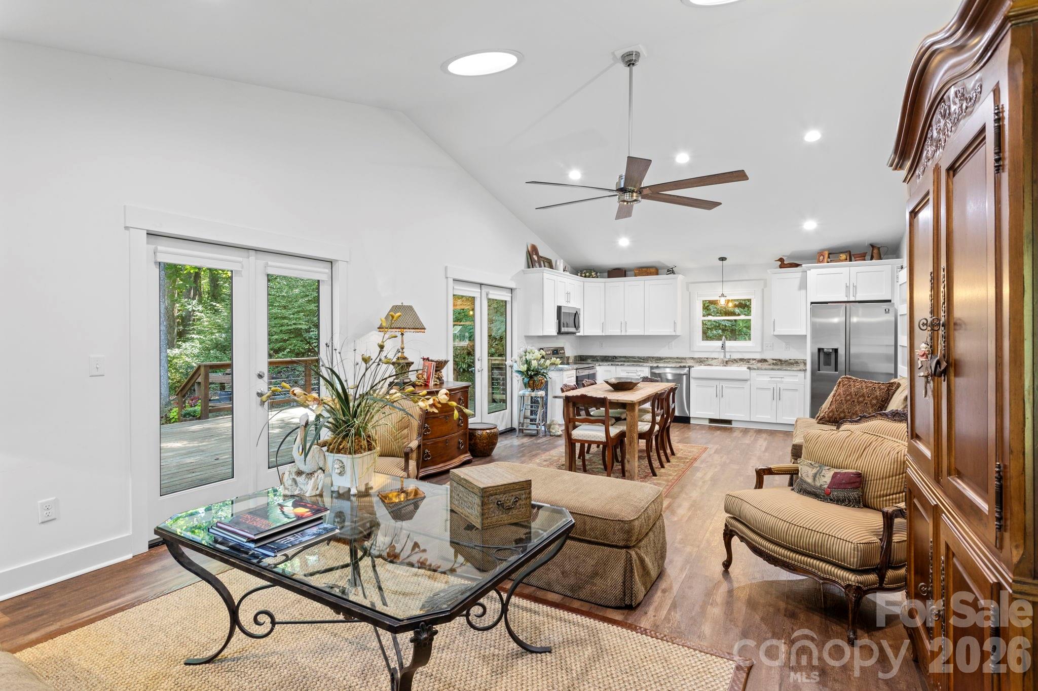 400 Laurel Drive
