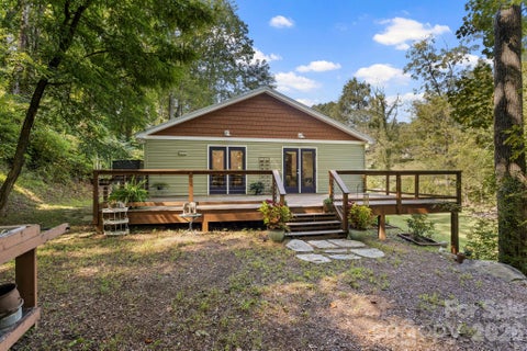 Photo of 400 Laurel Drive, Saluda, NC 28773 (MLS # 4424292)