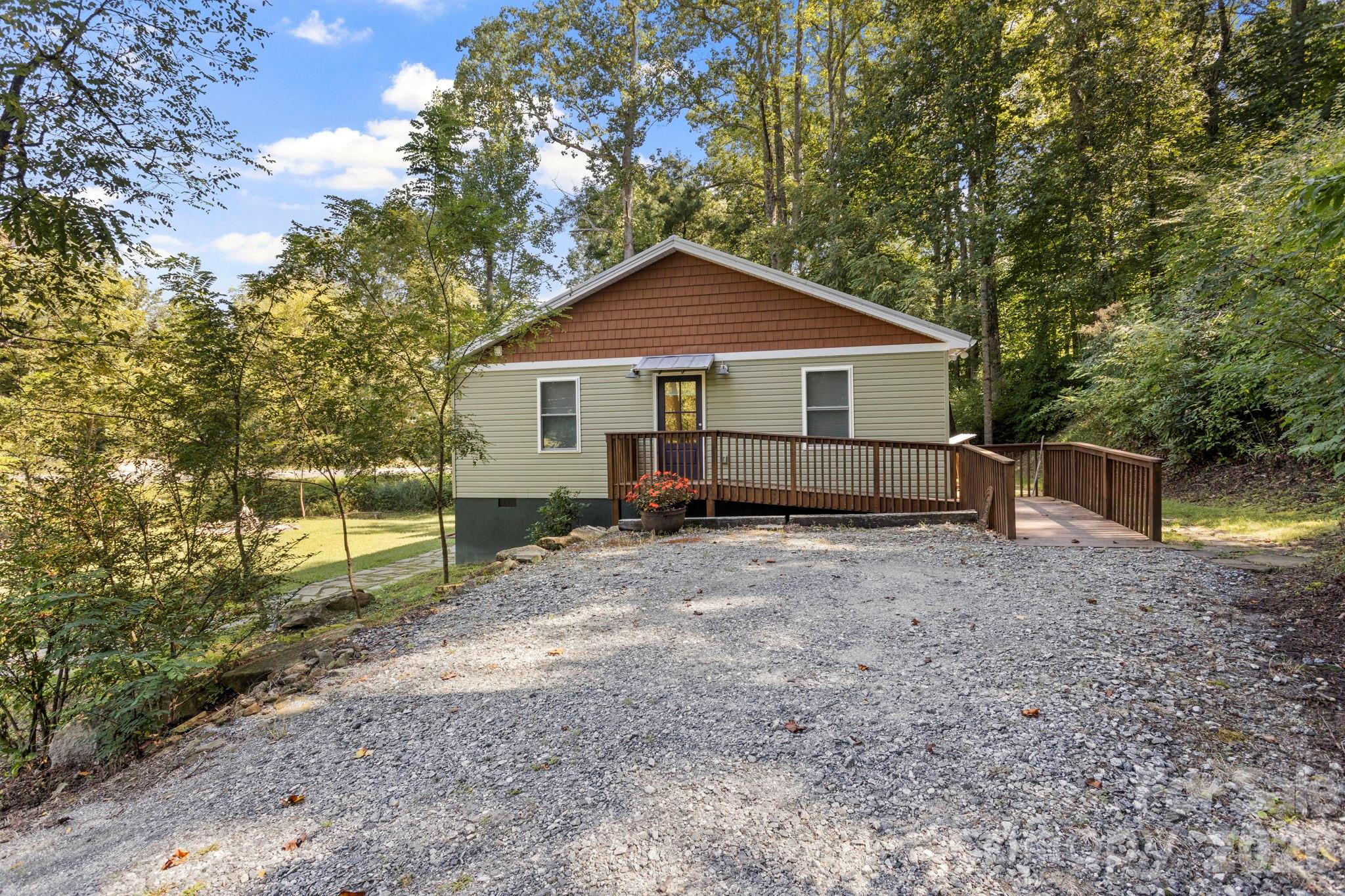 400 Laurel Drive