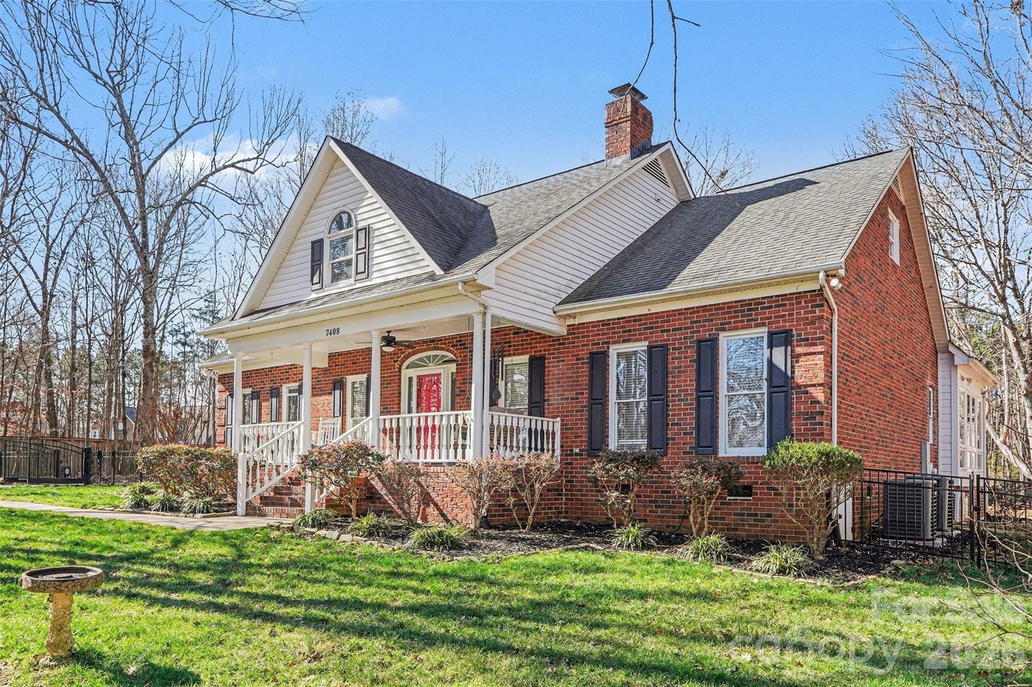 7408 Mockingbird Lane