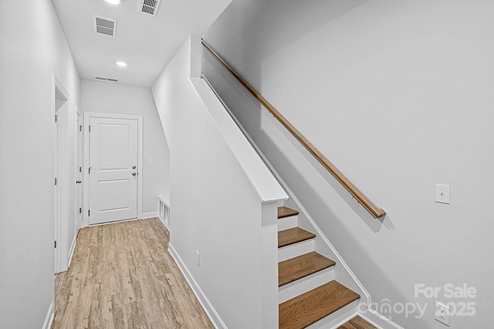 2426 Arbor Loop Drive