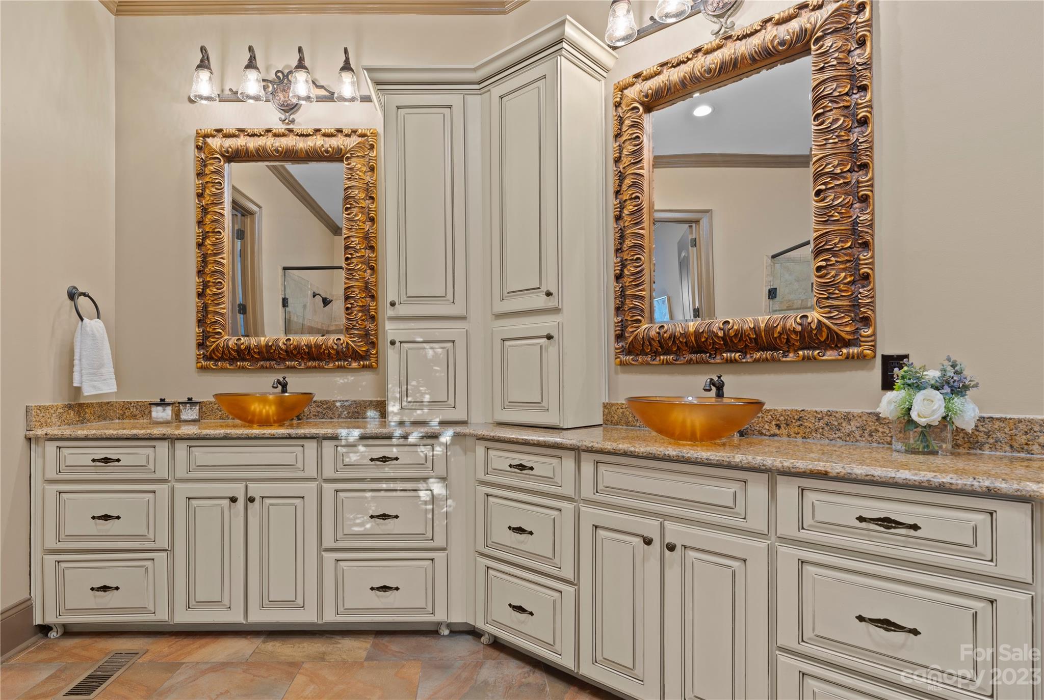 Longview - Residential