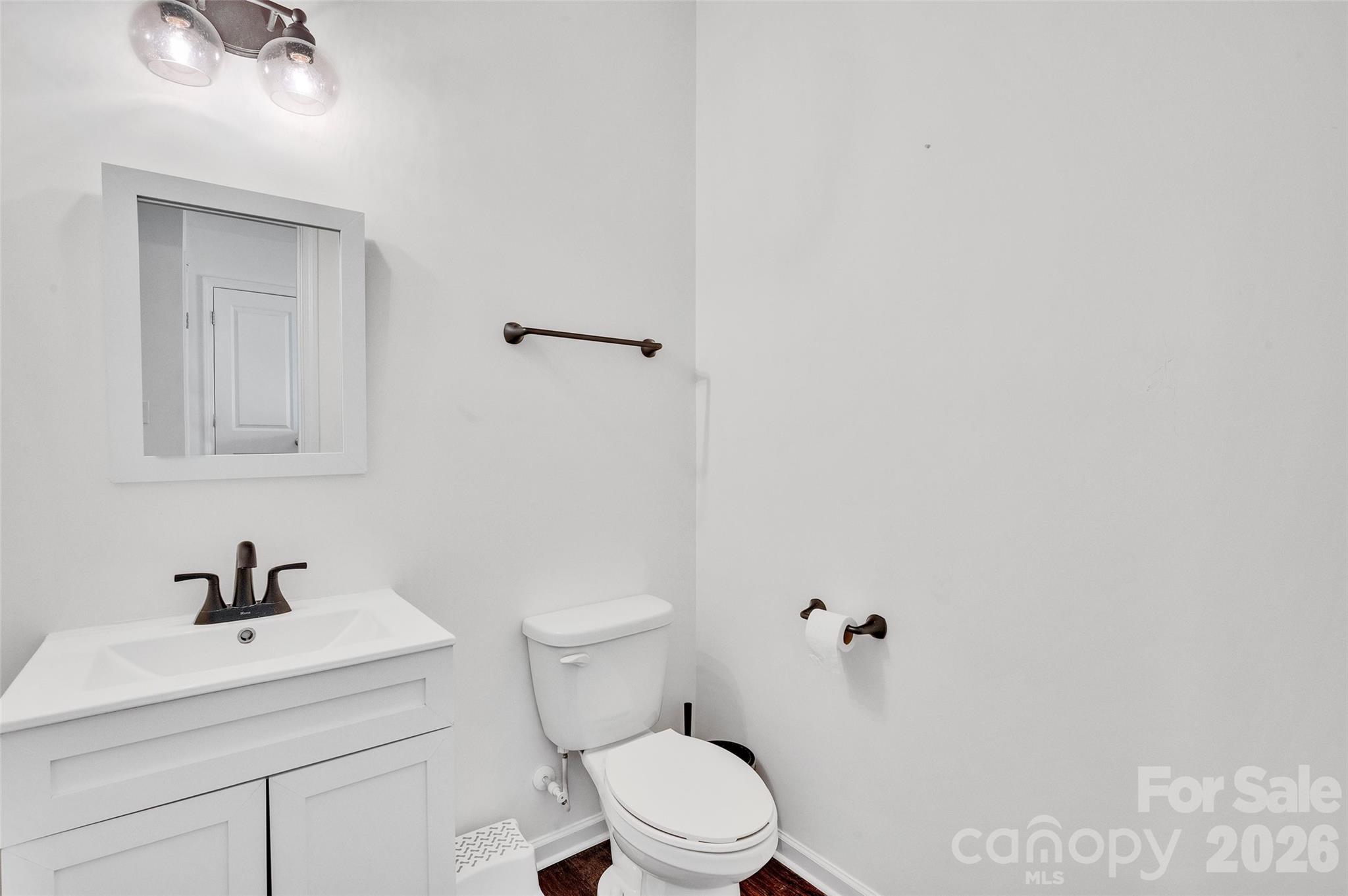 112 Kingsway Drive