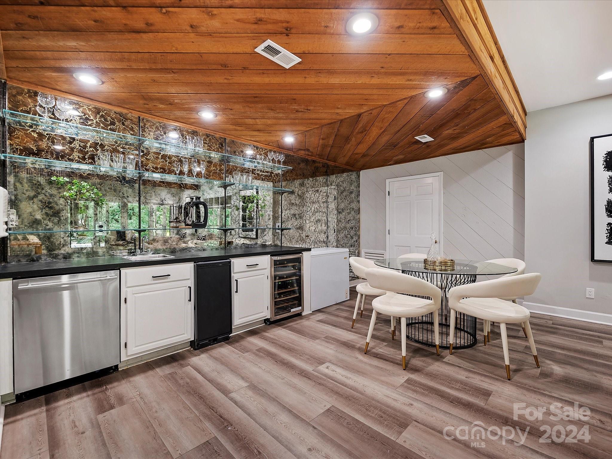 Raintree - Residential