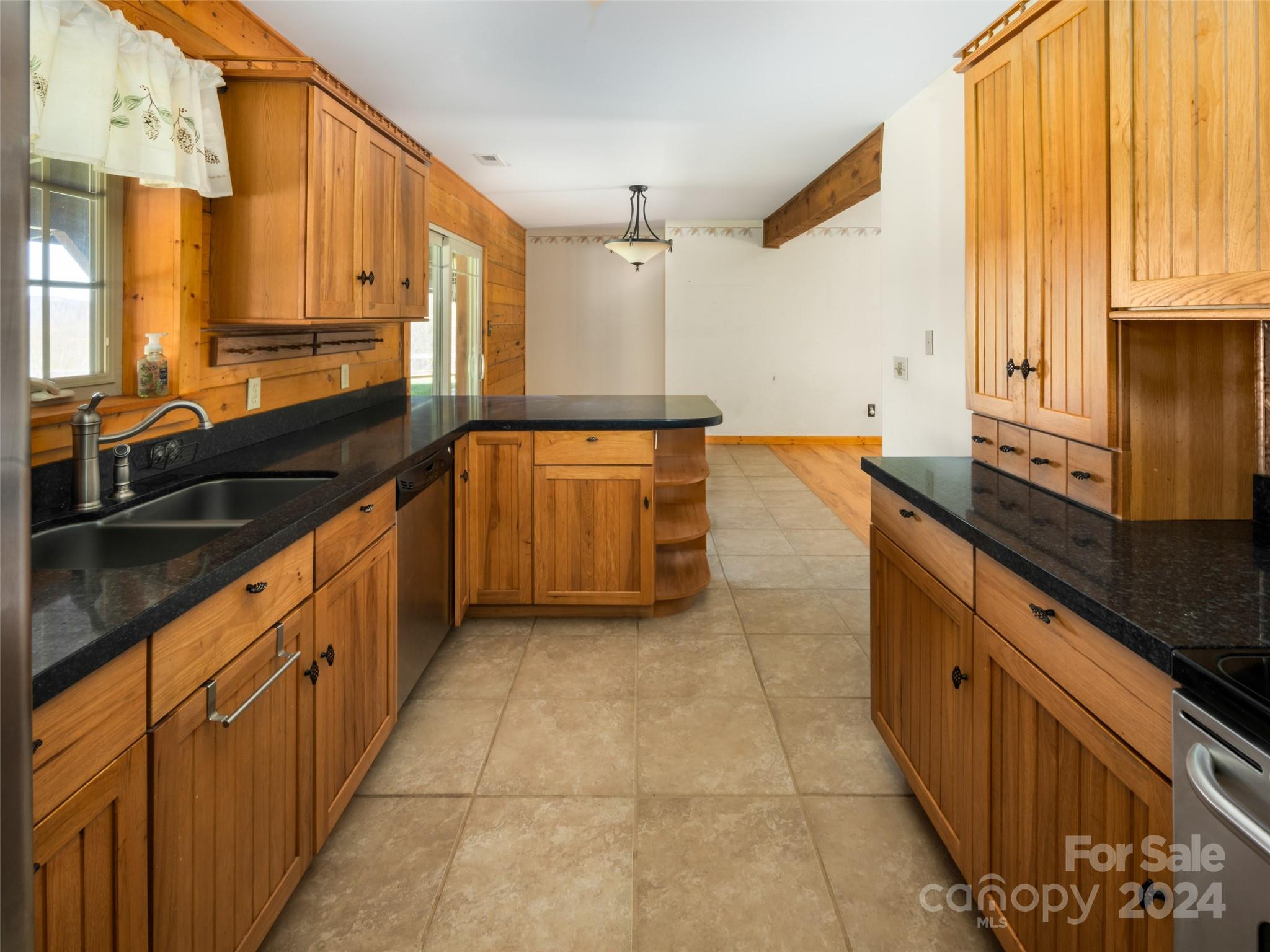 Cloven Cliffs - Residential