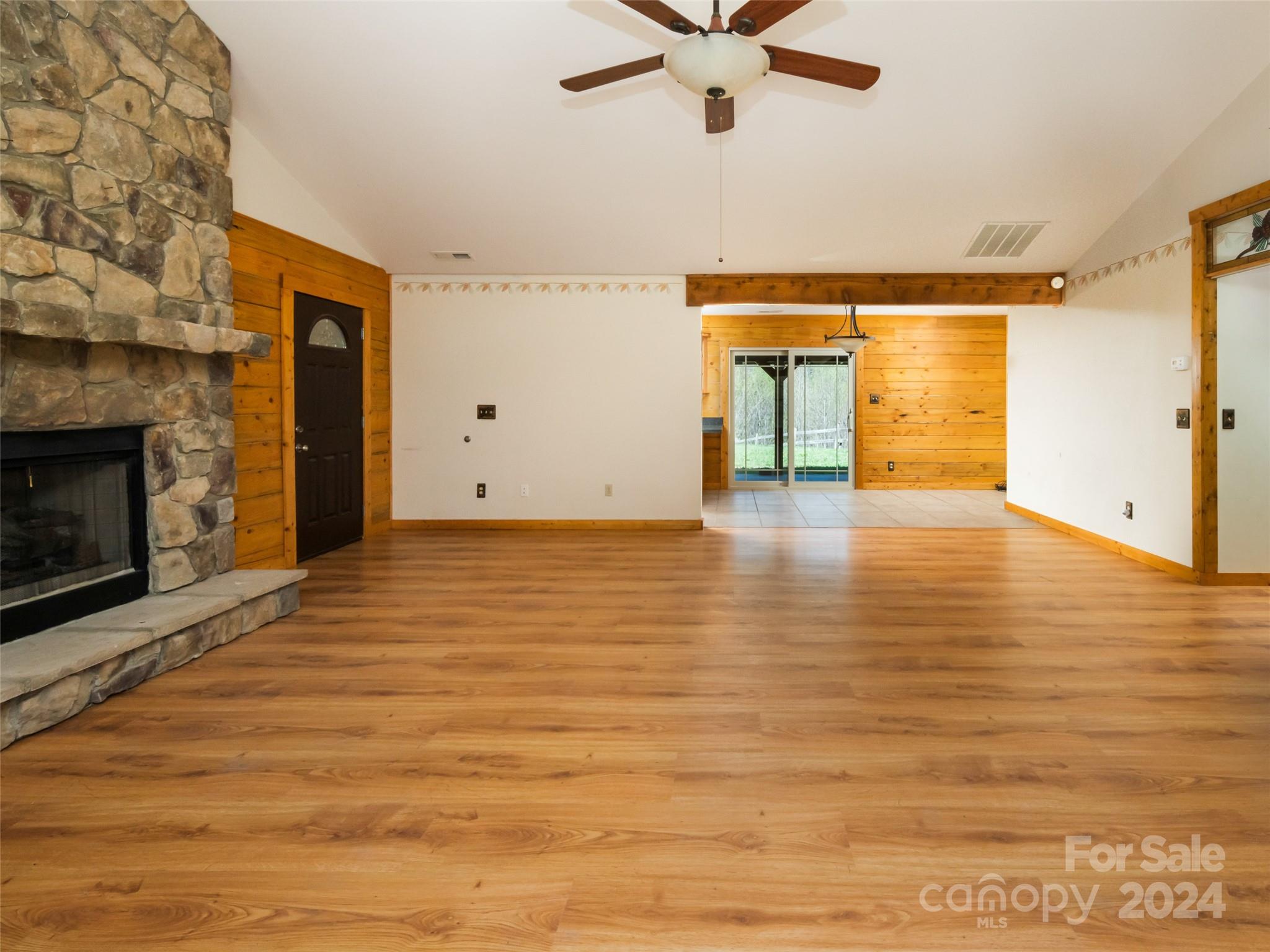 Cloven Cliffs - Residential