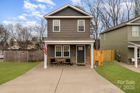 A home in Hickory