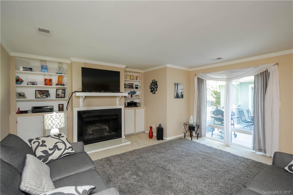 Tega Cay - Residential