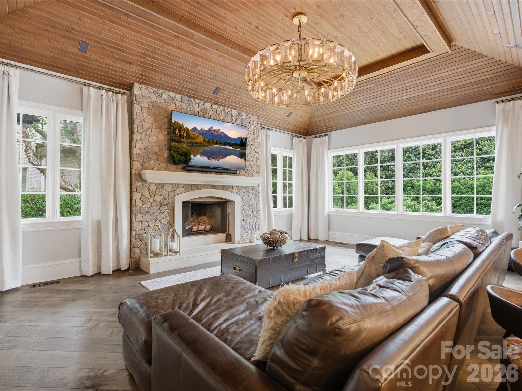Longview - Residential