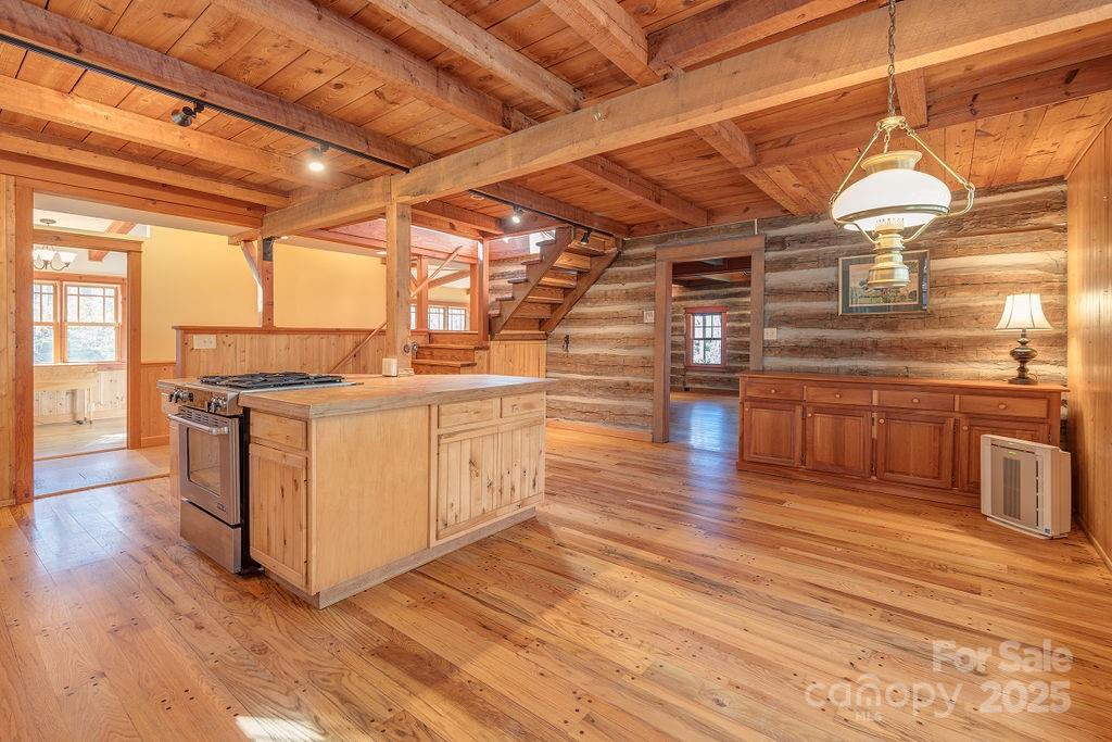 14 Woods Drive