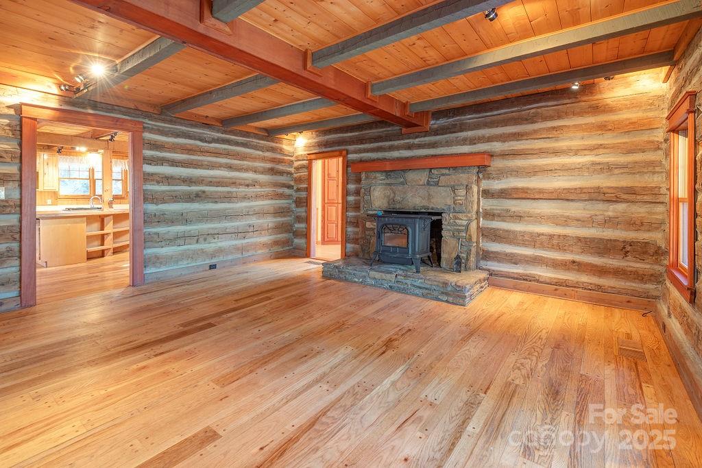 14 Woods Road