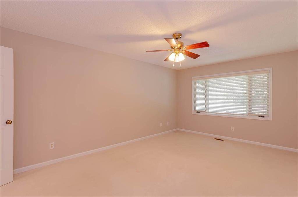 Sandy Pines - Residential