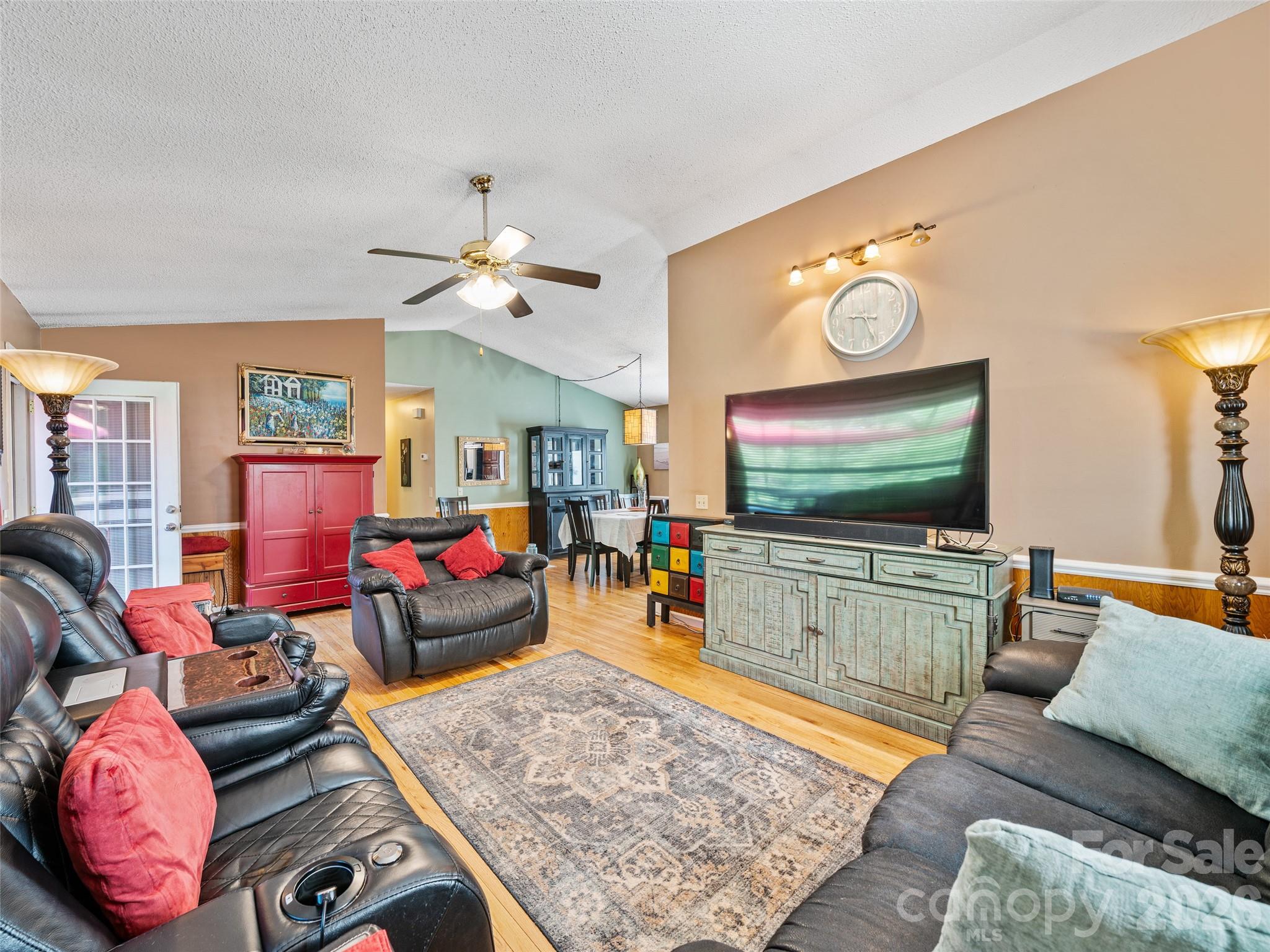 Red Oak Hills - Residential