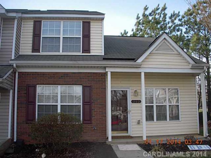 Lovely 2 story 2 bedroom 3 th bedroom or loft closet already in room.  The master is down in the unit with gas logs fireplace.  End unit with your fence already around your patio.  New carpet and vinyl in kitchen, breakfast and half bath for the new buyer enjoyment.