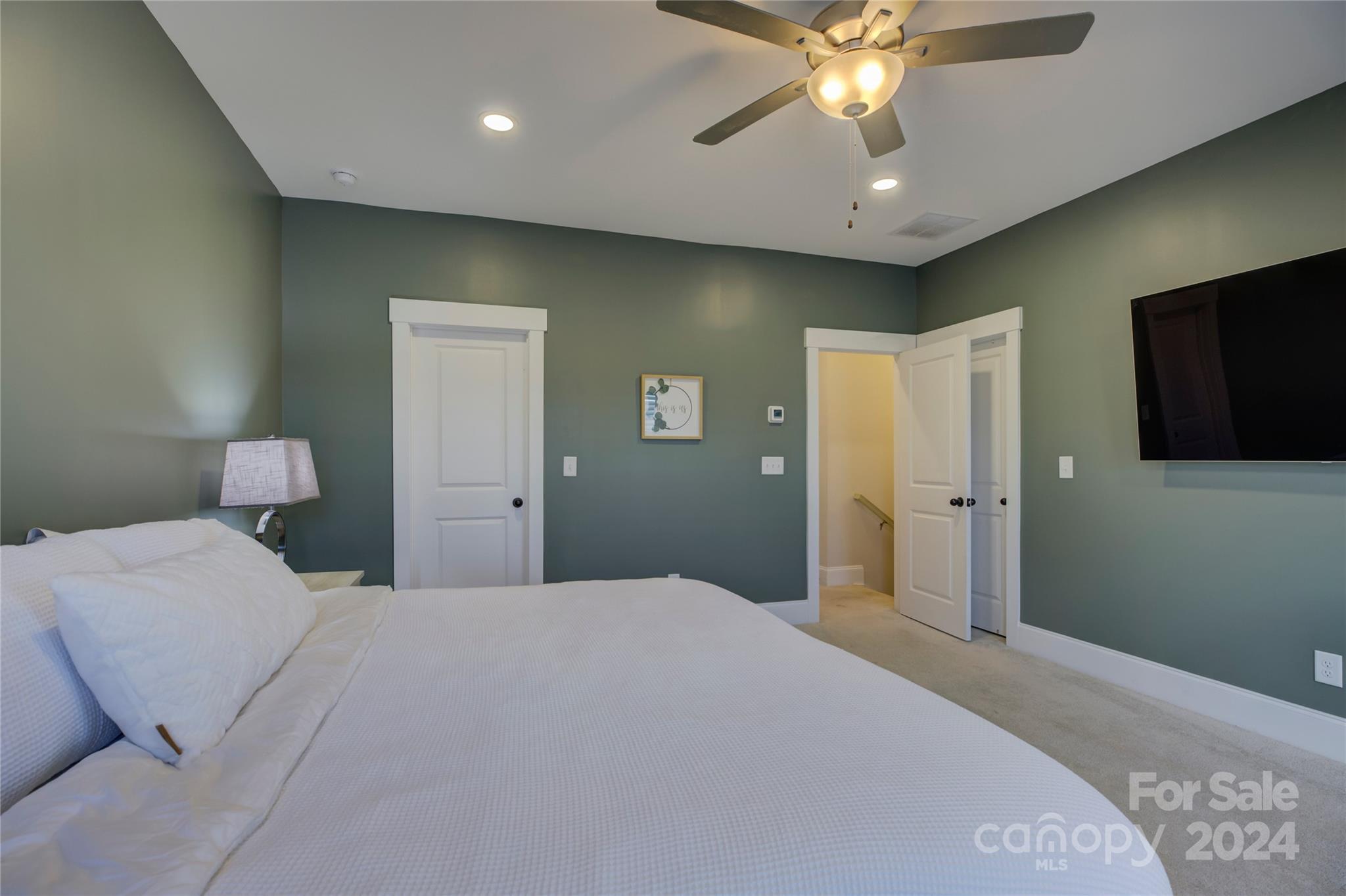 Riverwalk - Residential