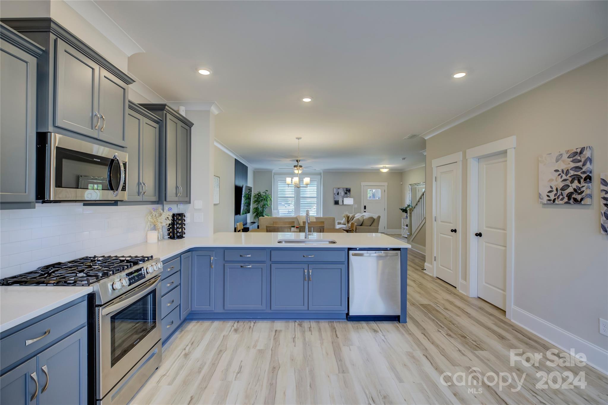 Riverwalk - Residential