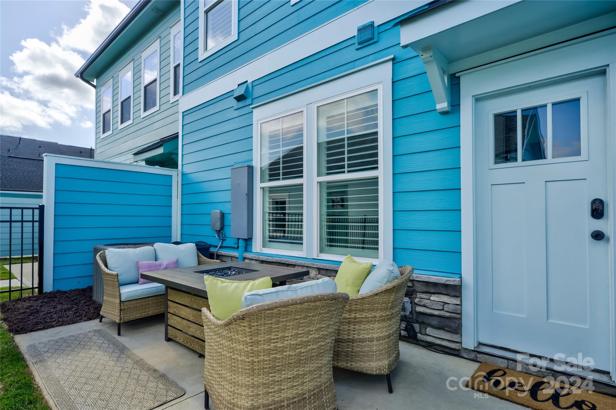 Riverwalk - Residential