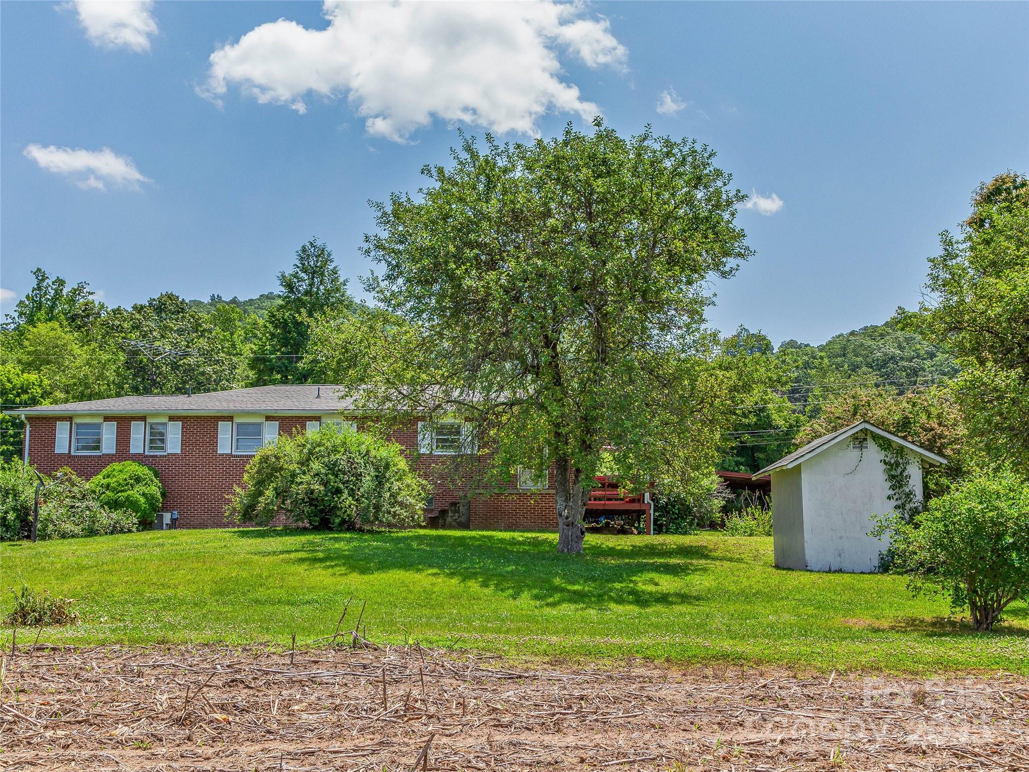 40 Country View Lane