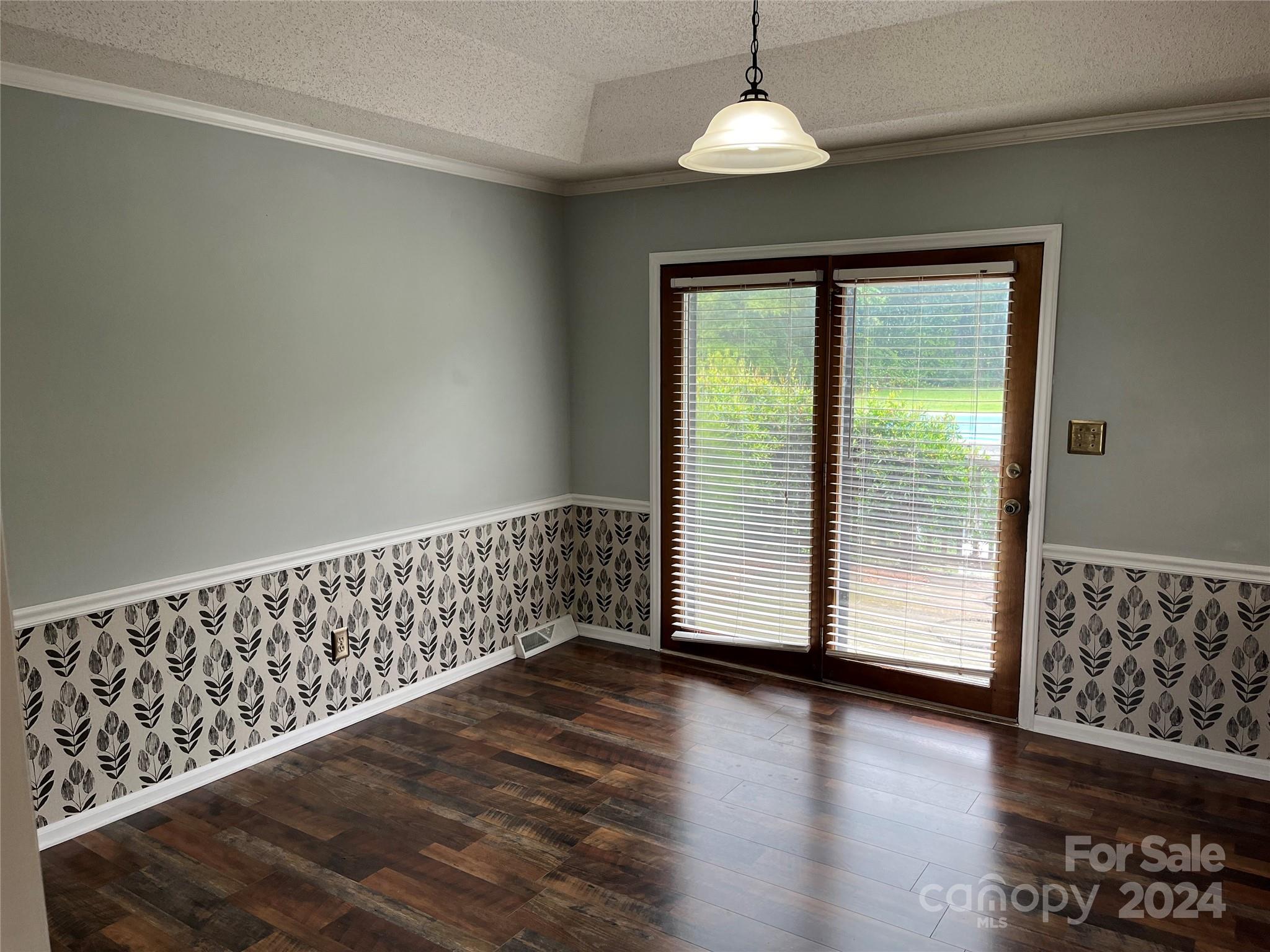 Farm Pond Acres - Residential