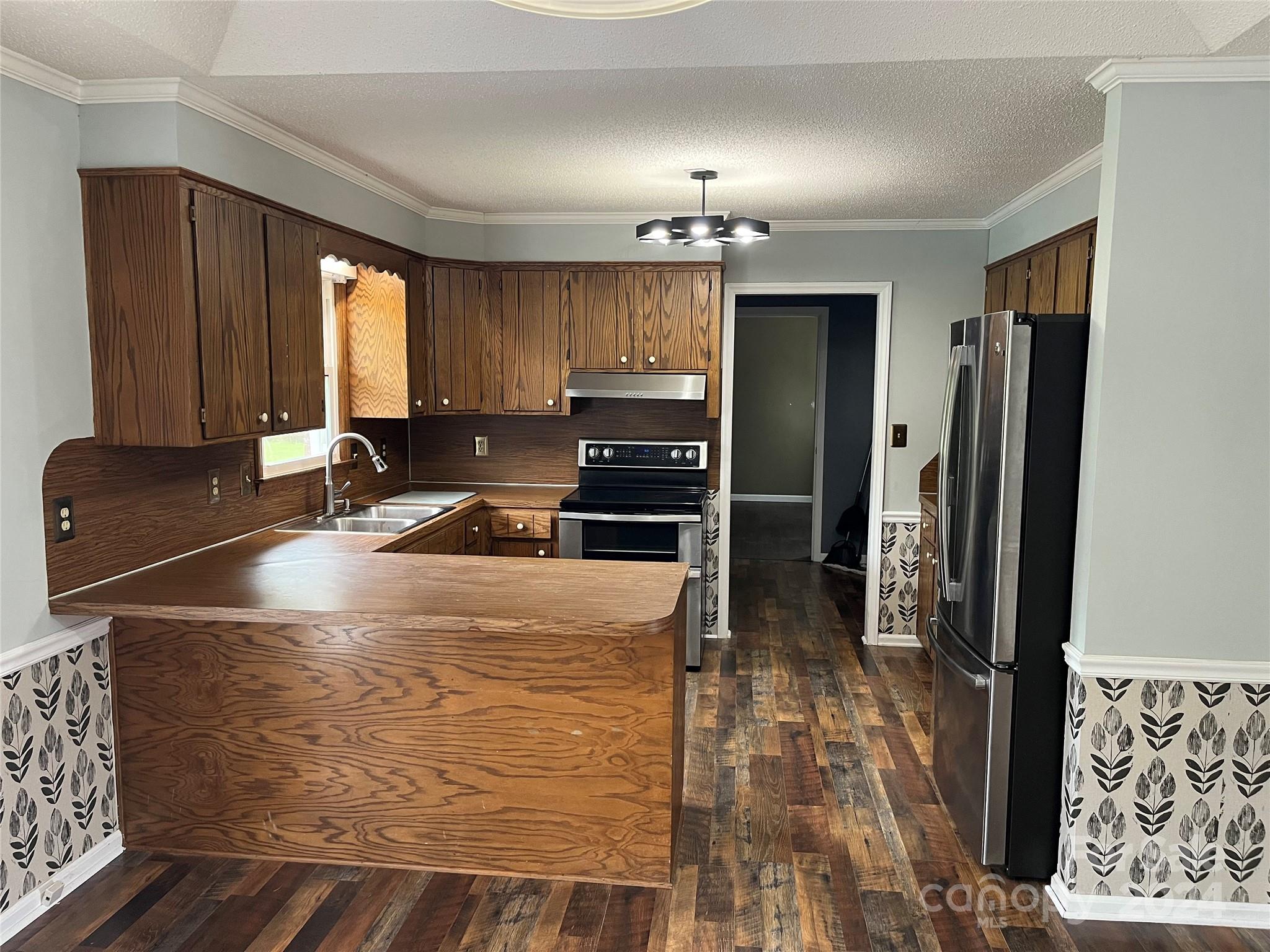 Farm Pond Acres - Residential