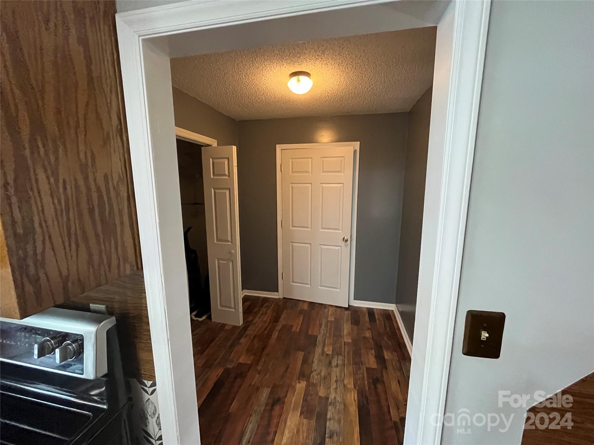 Farm Pond Acres - Residential