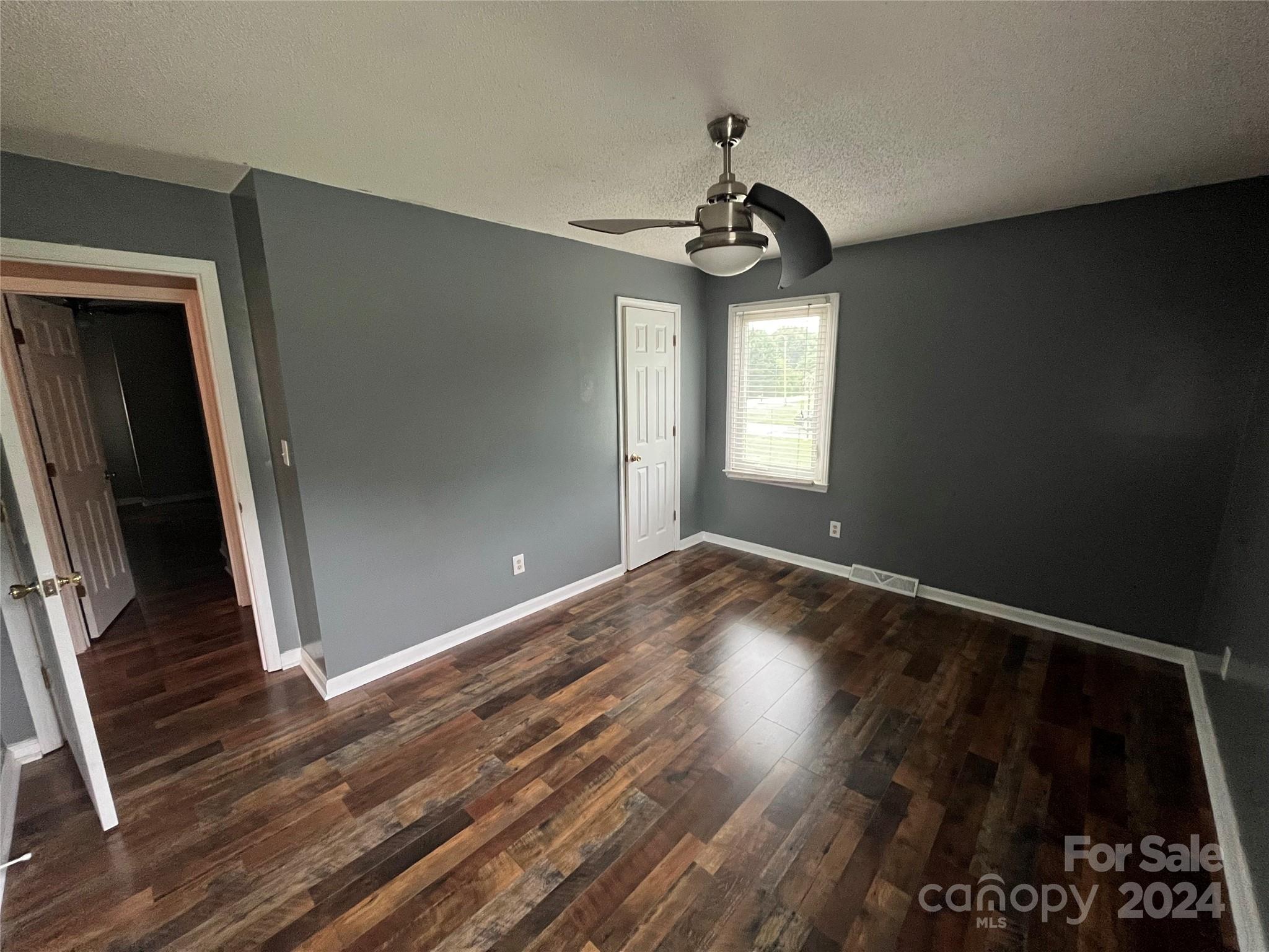 Farm Pond Acres - Residential