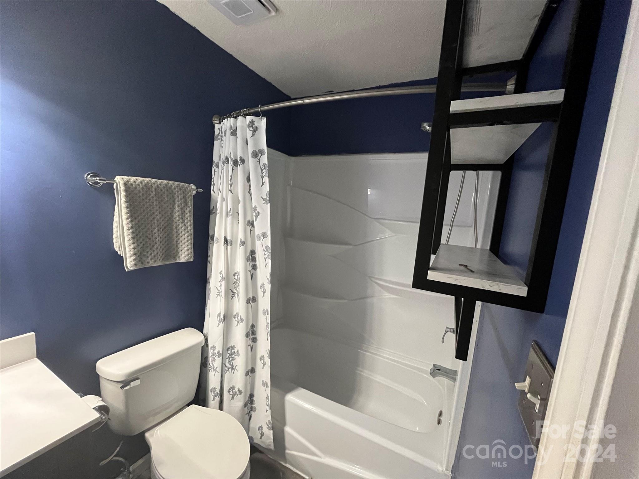 Farm Pond Acres - Residential