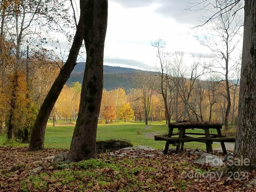 Linville Falls Mountain Club and Preserve - Land