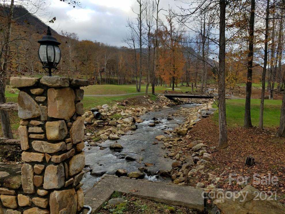 Linville Falls Mountain Club and Preserve - Land
