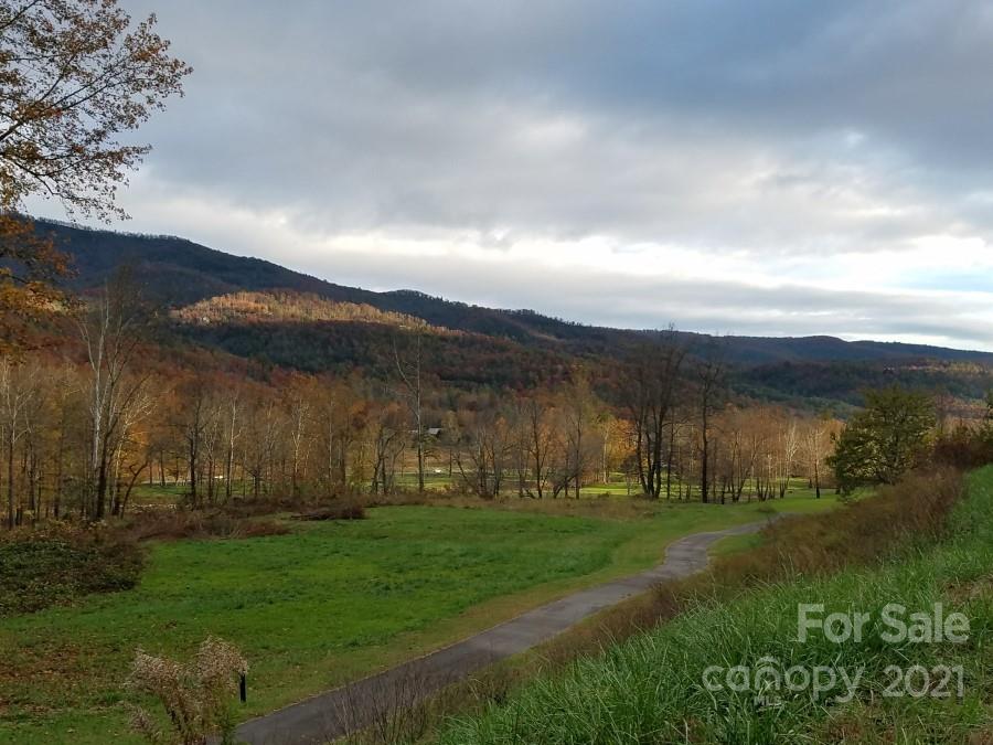 Linville Falls Mountain Club and Preserve - Land