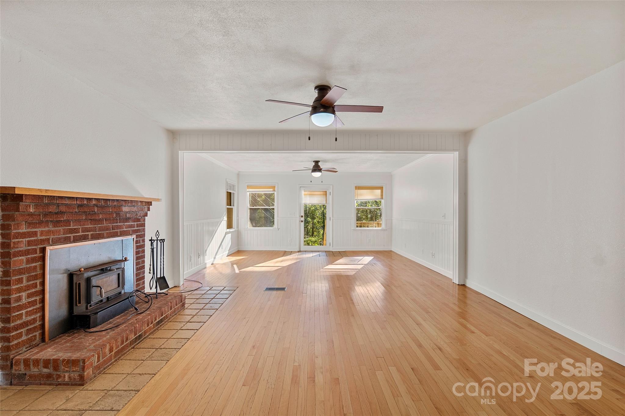 14 Luckenbach Drive