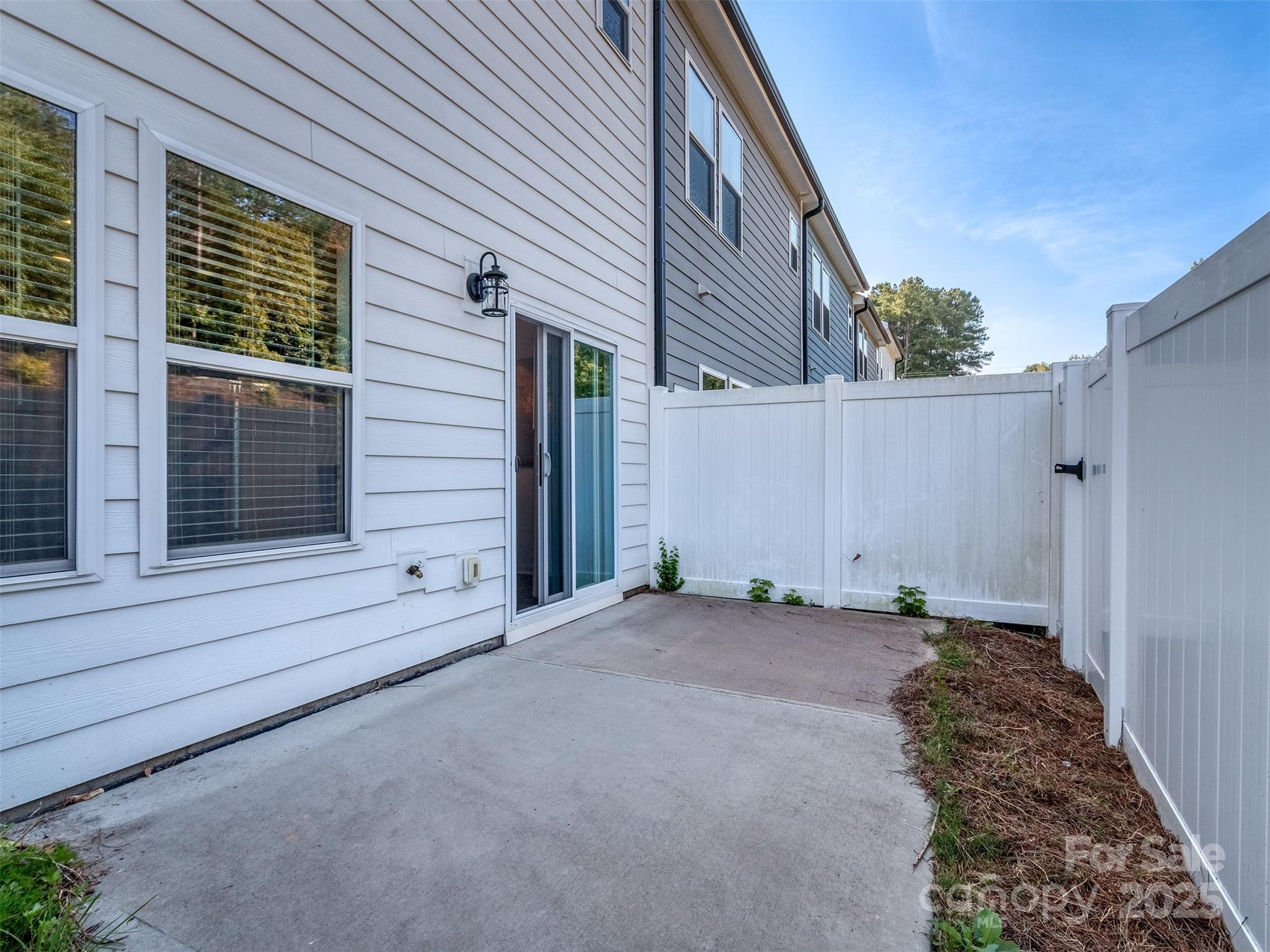 Landings At White Rose - Residential