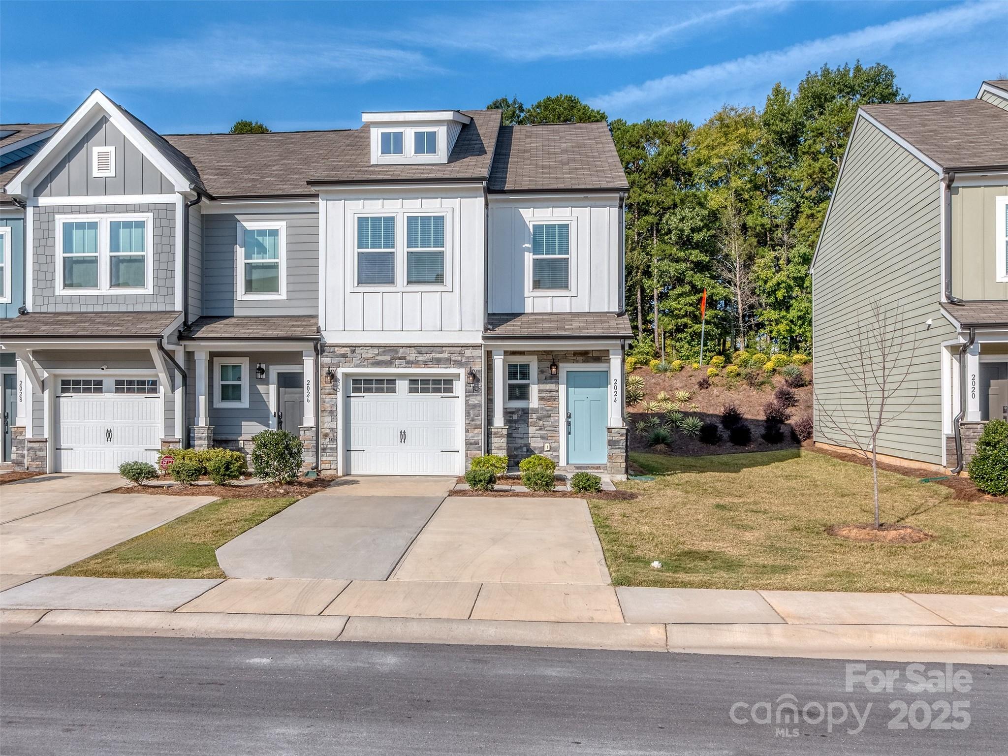 Landings At White Rose - Residential