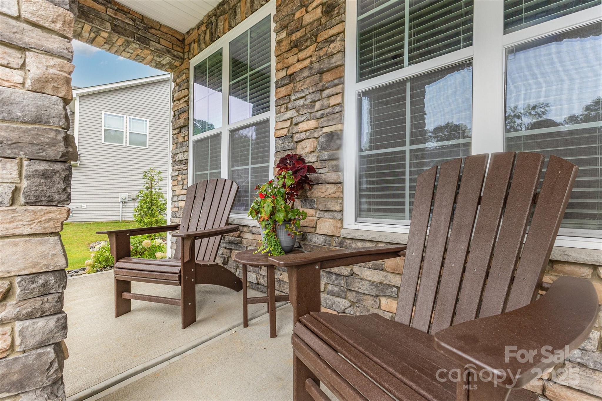2100 Black Forest Cove