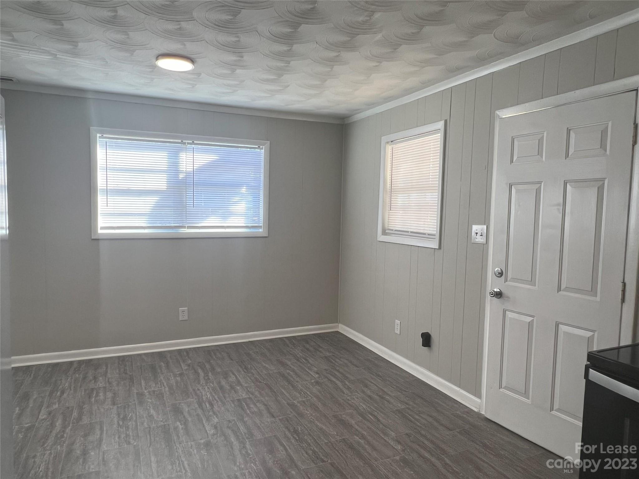 Elizabeth Heights - Residential Lease