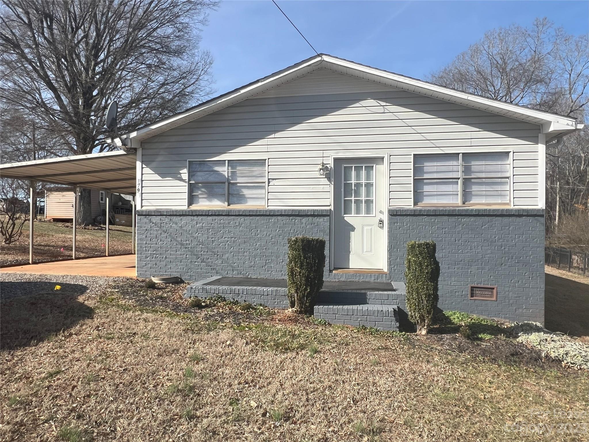 Elizabeth Heights - Residential Lease