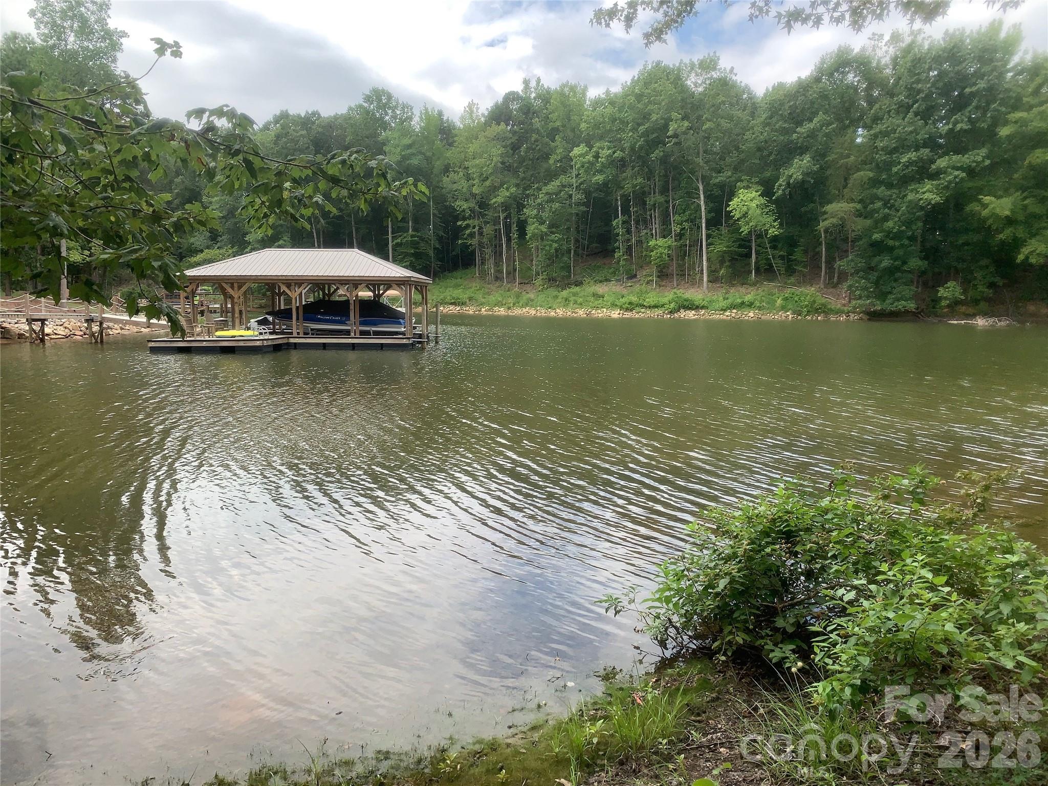 Shavenders Bluff - Residential